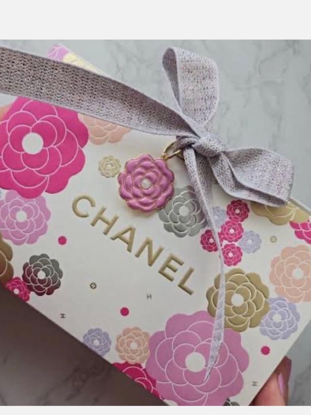Chanel Pink Camellia Limited
Edition Mother’s Day Charm - Picture 5 of 5